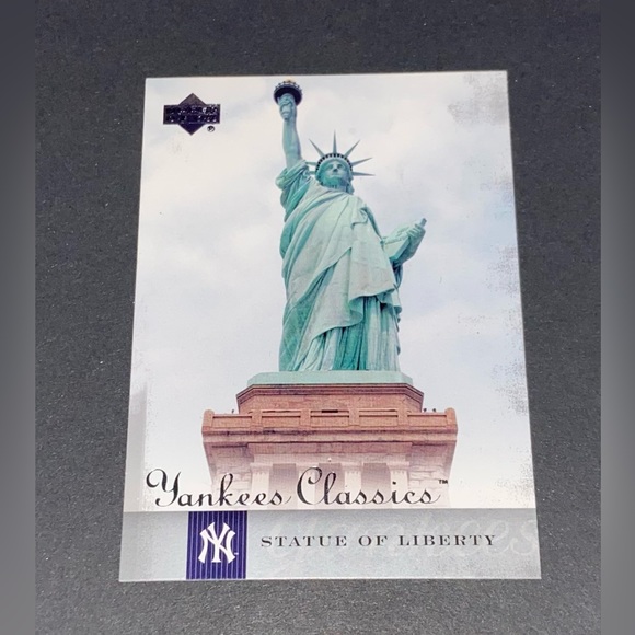 Yankees Classics Statue of Liberty card 2004 Upper Deck - Picture 1 of 2